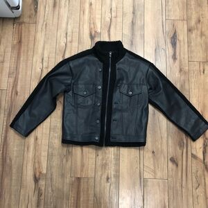 Faux leather/ Sherpa shejacket